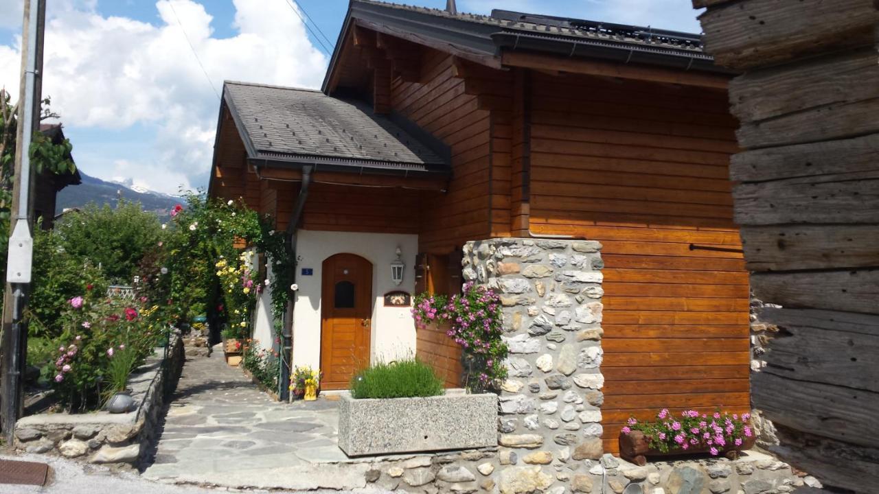 La Grange A Caroline Bed and Breakfast Ayent Εξωτερικό φωτογραφία